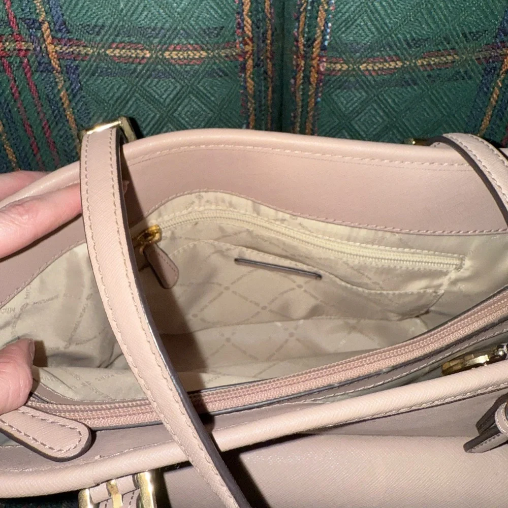 Michael Kors Blush Pink Tote with Front Pocket - Picture 3 of 3
